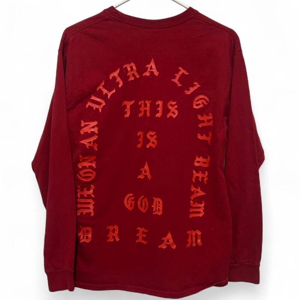 Gildan Men's Red and Burgundy T-shirt